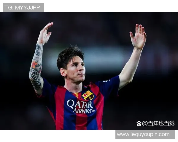 他不仅是绿茵场上的巨星，更是球迷心中永远的偶像，帅气的足球王者